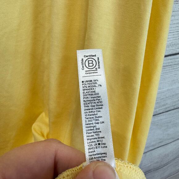 Athleta Plus Size Active Lightweight Yellow Getaway Short Sleeve Top Size 3X - Picture 4 of 5